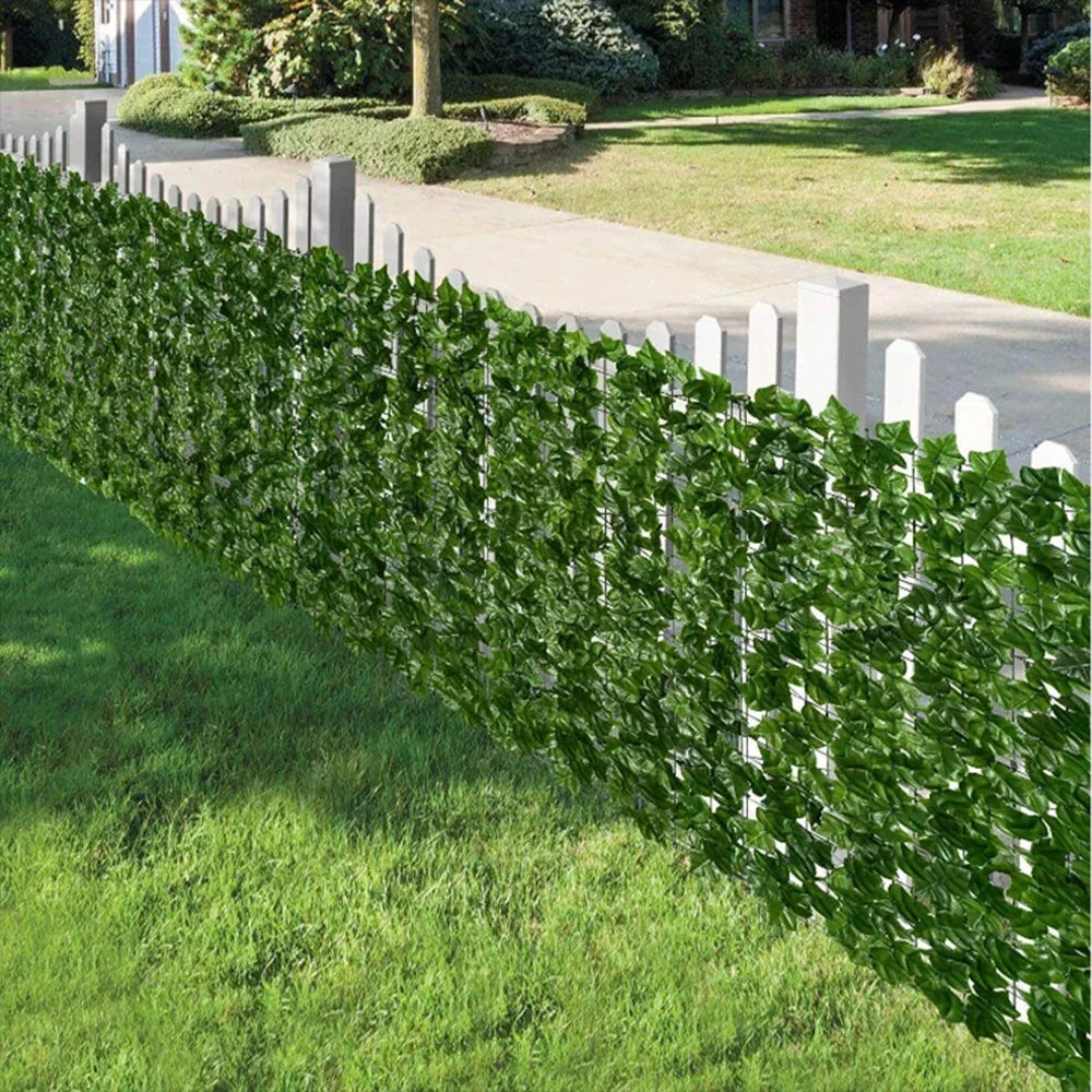 GreenGuard™ | Artificial Ivy Hedge Fence Panels for Outdoor Garden Balcony Decoration - by Ndotohuis