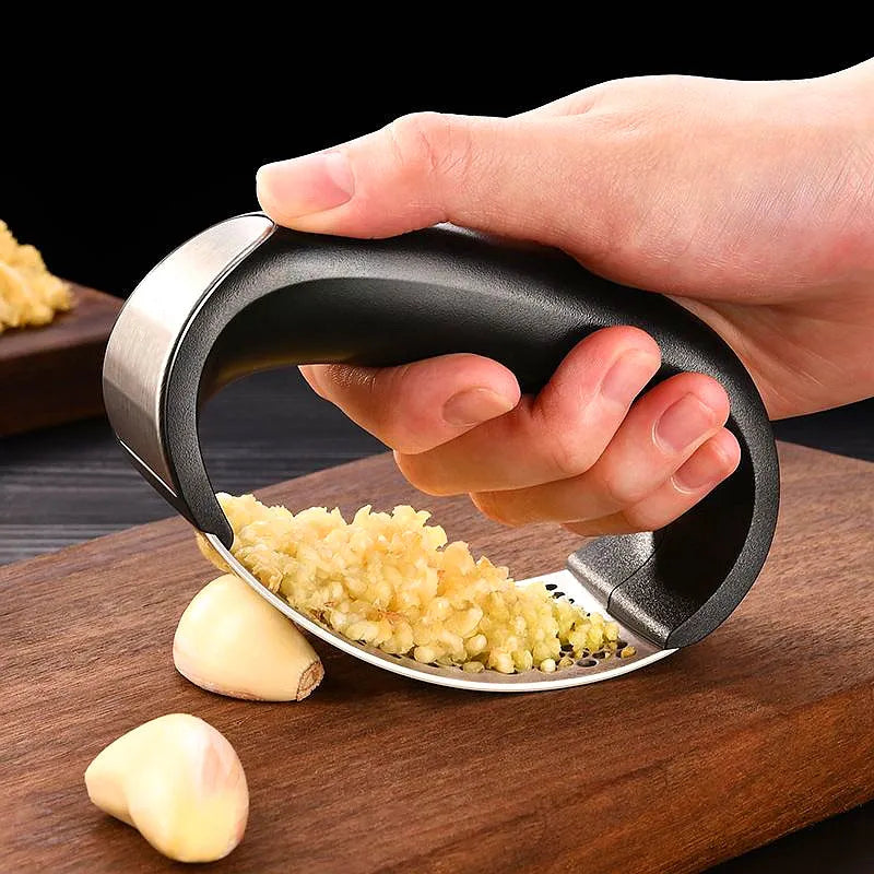 Press Crusher™: Manual Garlic Mincer & Chopping Tool